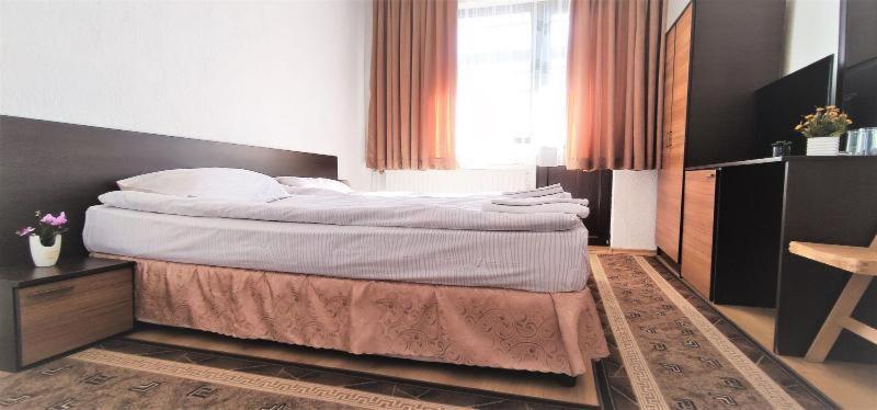 Djolevi Guesthouse Добриниште Экстерьер фото